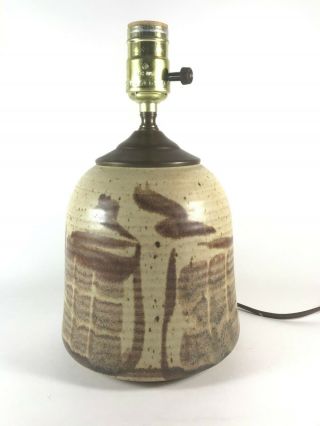 Vintage Mid - Century Modern Stoneware Studio Art Pottery Lamp Signed Reynolds