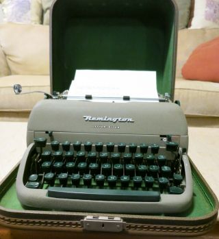 Vintage 1956 Remington Rand Letter - Riter Typewriter (w/ Carrying Case And Key)