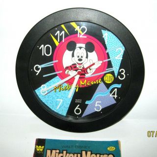Mickey Mouse Club Wall Clock & Mickey Mouse Comic Collectable Walt Disney Freesh