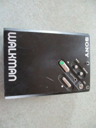 Vintage Sony Walkman WM - 5 Full Metal with Case,  good 3