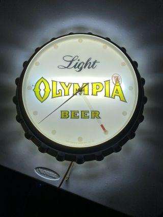 1971 Vintage Olympia Beer Figural Illuminated Bottle Cap Clock Motion Sign