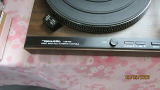 Vintage Realistic Lab - 440 Direct Drive Turntable Record Player Great 70s