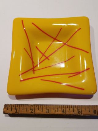 Vintage 1950s Mid Century Modern Mcm Yellow Red Geo Square Art Glass Ashtray