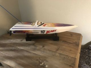 Traxxis Blast Vintage Rc High Performance Race Boat 3810