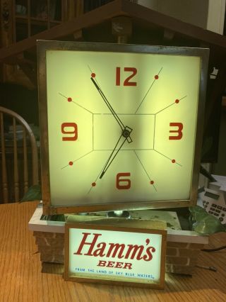 Hamm’s Beer Rotating Clock Lighted Sign Clock Vintage