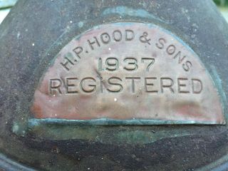 1937 VTG H.  P.  HOOD & SONS METAL HANDLED MILK JUG/CAN W/COPPER SEAL 2