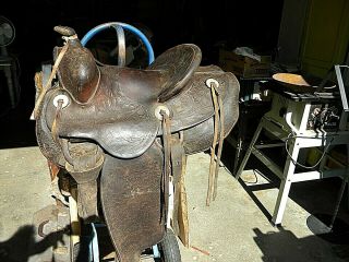 Vintage Hereford Brand Yoakum Texas Double Rig 13.  5 " Seat Western Saddle