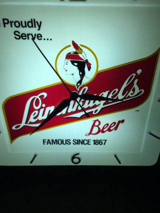 (VTG) Leinenkugel ' s Beer Indian Princess Light Clock Ex Cond Northwoods Sign 2