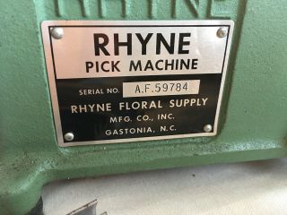 Vintage RHYNE Pick Machine Floral Stem Crimp Machine. 2