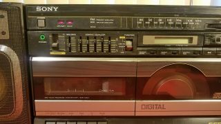 Vintage OLD Sony CFD - 444 FM AM CD Cassette Player Graphic Equalizer Boom Box 2