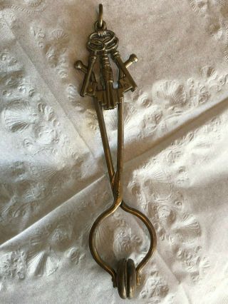 FAB Skirt Lifter Dress Grip with Skeleton Keys Victorian Era 3