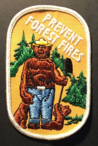 Vintage Smokey The Bear With 2 Cubs Shovel Iron On Patch