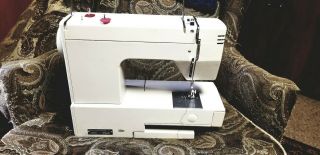 Vintage open arm stretch stitch Montgomery Ward Sewing Machine Model 1947 3