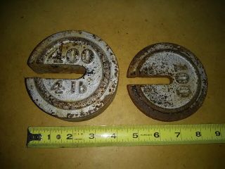2 Vintage 4 " Round Cast Iron Beam Scale Weights 1lb 4lb General Hardware Store