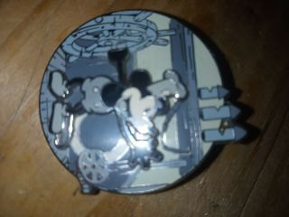 Walt Disney World Pin Limited Edition Steamboat Willie Limited Edition 2000 Pin