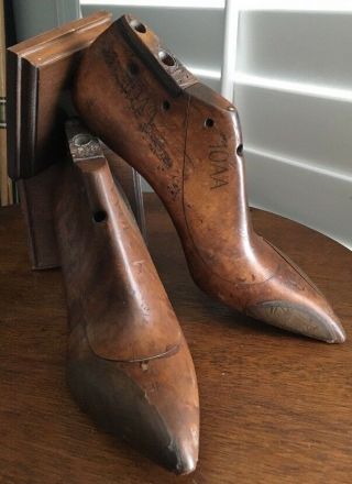 Antique Continental Wood Shoe Mold/form Bookends Set Of Two Size 10aa High Heel