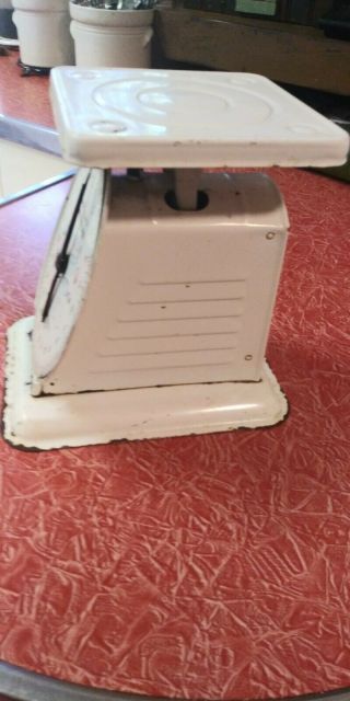 VINTAGE AMERICAN FAMILY FOOD SCALE 2