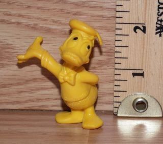 Vintage Walt Disney Yellow Donald Duck Small Rubber Figure Only Read