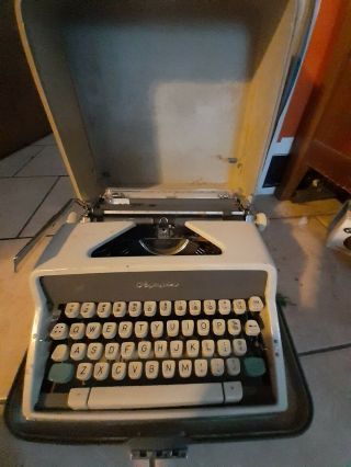 Vintage Olympia Typewriter De Luxe Werke Ag Wilhelmshaven - Cleaned