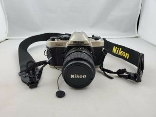 Vintage Nikon FM10 35mm SLR Film Camera w/ 35 - 70mm 1:3.  5/4.  8 Zoom - Nikkor Lens 3
