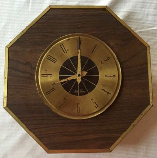 Vintage Seth Thomas Mid Century Modern Wood Grain Gold Wall Clock