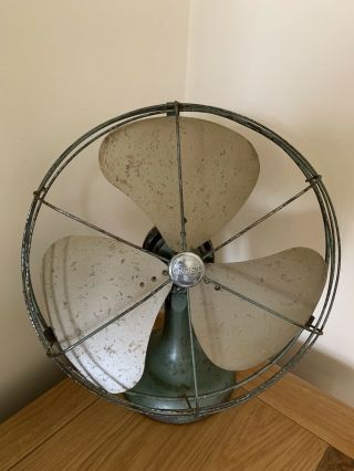 Vintage 1940/50’s Frost Electric Desk Table Fan,  Runs Perfectly Fully