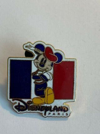 Disney’s Around The World Disneyland Paris Mickey Paris Flag Disney Pin (b1)