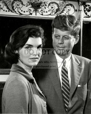 John F.  Kennedy And Wife Jacqueline " Jackie " In 1955 - 8x10 Photo (zy - 333)