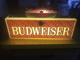 Rare Vintage 1970’s Budweiser Lighted Beer Metal Sign