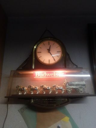 Vintage Budweiser Worlds Champion Clydesdale Team Light Up Beer Sign & Clock