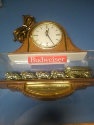 Vintage Budweiser Worlds Champion Clydesdale Team Light Up Beer Sign & Clock 3