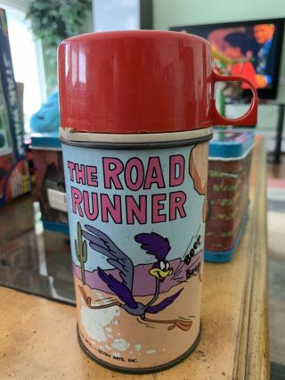 Vintage The Road Runner Metal Thermos Warner Bros.  Cartoon Looney Toons