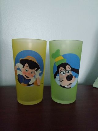 2 Vintage Disneyland Paris Frosted Glass Pluto & Pinnochio Glasses