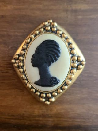 Vintage Coreen Simpson African Queen Brooch.  710