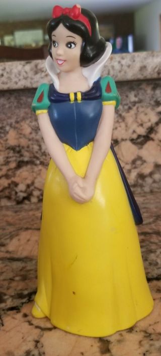 Vintage Disney ' s Snow White And The Seven Dwarfs PVC Figures 2