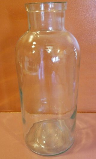 Vintage Green Glass Apothecary Jar 1/2 Gallon Chip On Top 10.  5 "