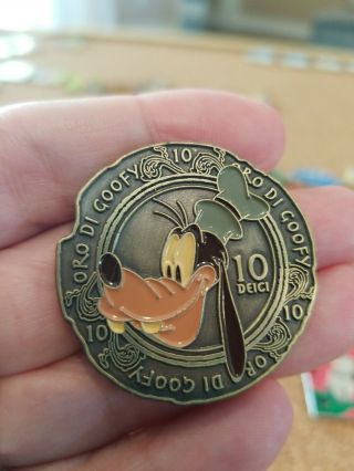 Disney Wdw Museum Of Pin - Tiquities Event Le 1000 Goofy Ancient Coin Pin