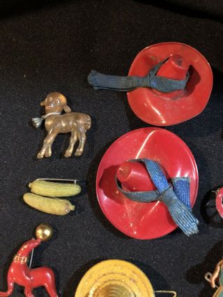 28 Vtg 40s Celluloid Plastic Leather Metal Pickle Scottie Dog And More 2