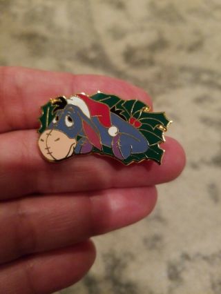 Disney Store - 12 Months Of Magic Christmas Wreath - Eeyore Winnie The Pooh Pin