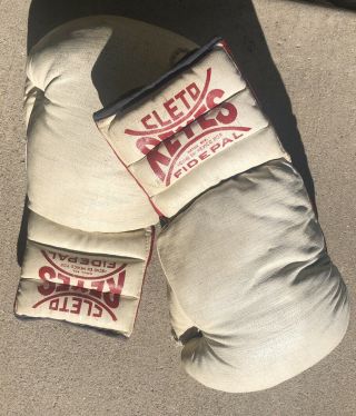 Vintage Cleto Reyes Collectible Boxing Gloves Made In Mexico By Fidepal