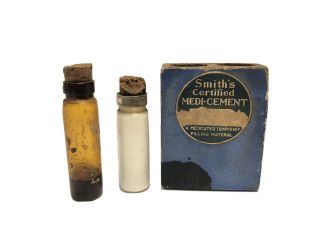Antique Lee S Smith & Sons Certified Medi - Cement Temporary Dental Filling Bottle