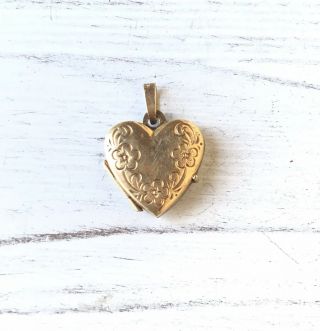 Vintage 14k Gold Heart Locket Pendant Keepsake Picture Floral Design Germany