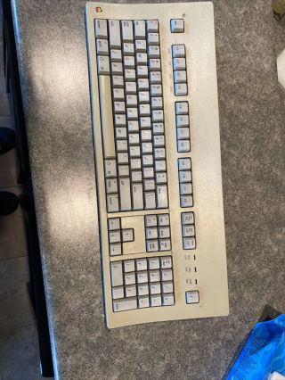 Rare Vintage Apple Macintosh M0115 Extended Keyboard