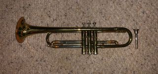 Vintage Getzen Deluxe Trumpet - 1950s 2