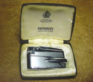 Vintage Ronson Varaflame Lighter In The Case