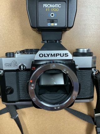 Vintage Olympus OMG 35mm SLR Film Camera with Olympus 50mm f/1.  8 Lens Flash 3