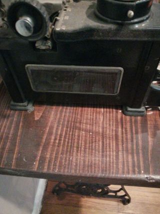 Vintage Royal No.  10 Typewriter with Beveled Glass Sides 3