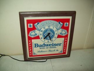 Vintage 1981 Budweiser King Of Beers Lighted Clock Great In Shape