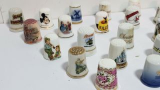 20 OLD THIMBLES - FOR SEWING - PORCELAIN - MICKEY - FENTON - CATS - STAFFORDSHIRE - DELFT - 3 2