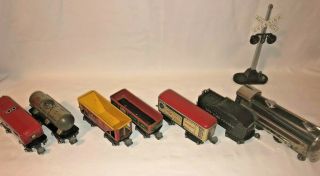 Vintage Marx metal O scale train w/trees and crossing sign 2